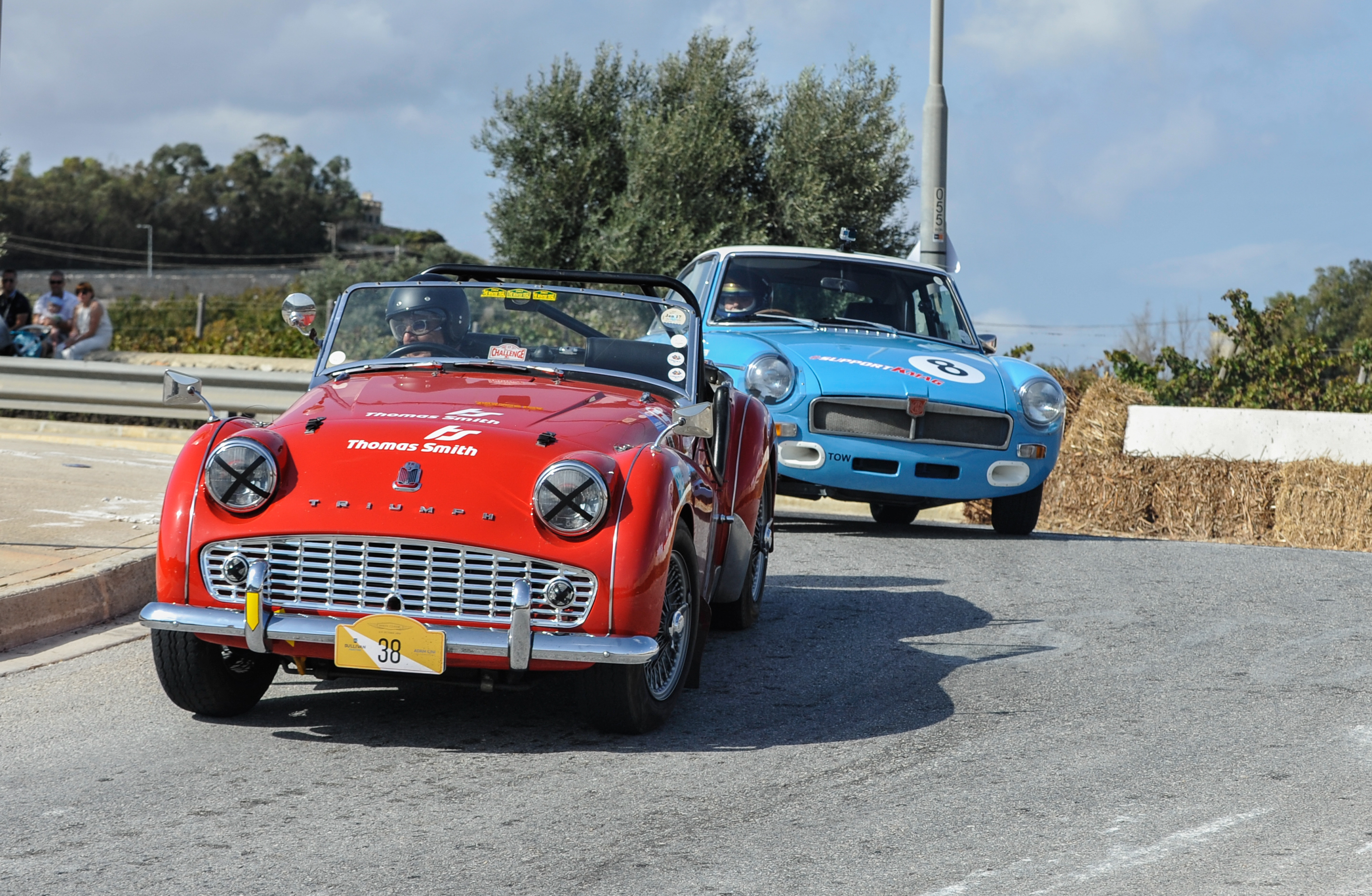 cars racing at the thomas smith hill climb